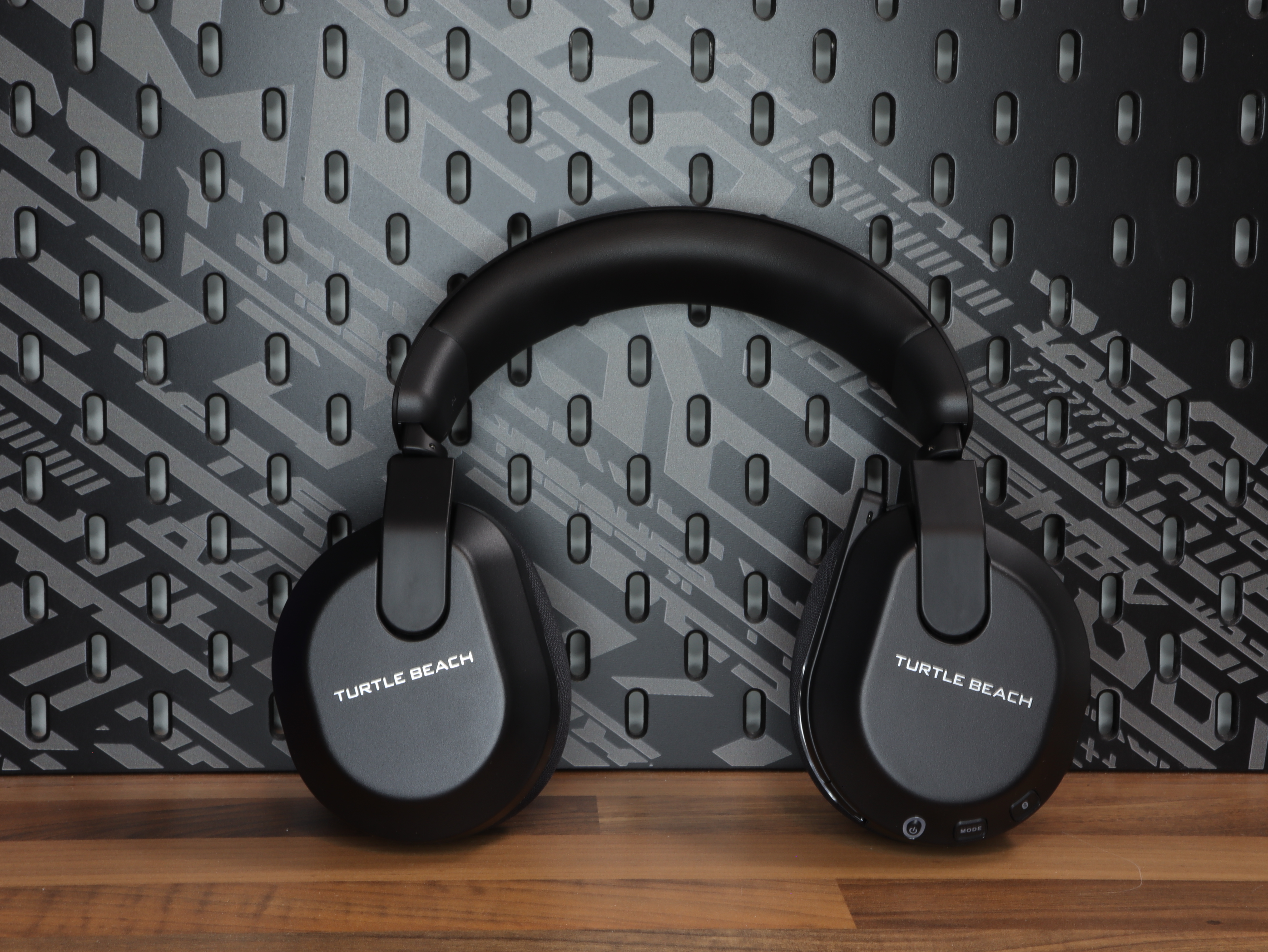 Turtle Beach Stealth 600 headset (gen 3) Multiplatform Memory Foam Nanoclear gaming sound signature.JPG